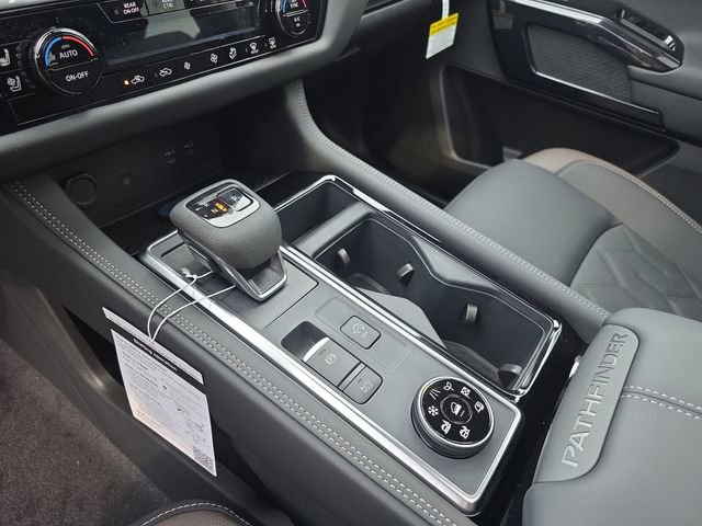 New 2026 Nissan Pathfinder Platinum AWD/4WD image 26