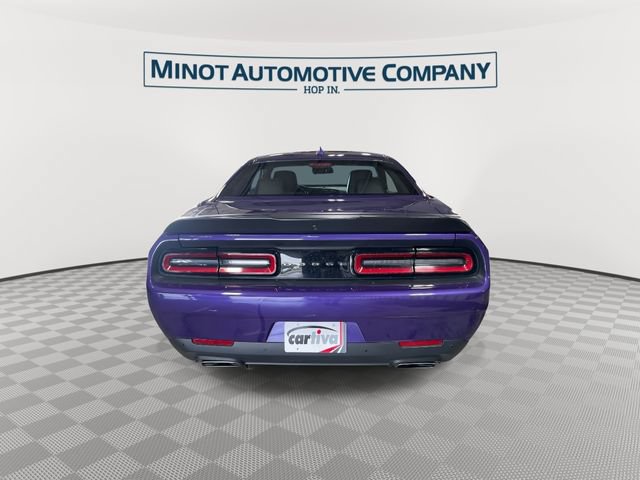 Certified 2016 Dodge Challenger R/T Scat Pack w/ Leather Interior Group RWD image 8