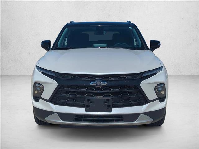 Used 2025 Chevrolet Blazer LT w/ Midnight/Sport Edition image 2