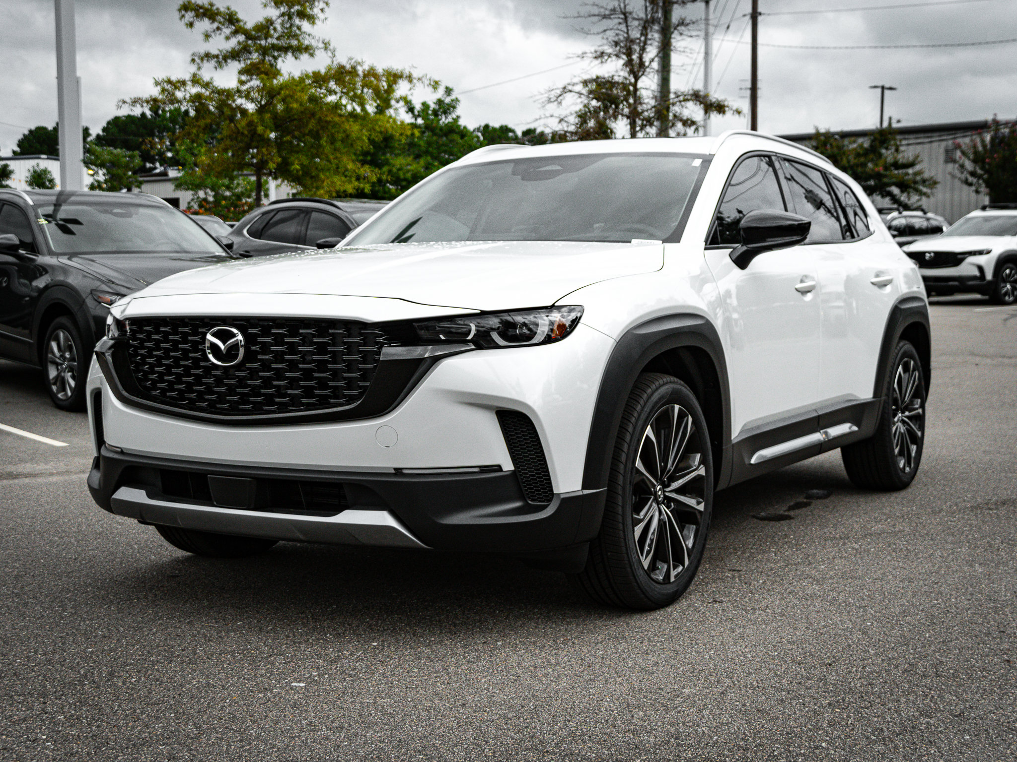 Certified 2025 MAZDA CX-50 AWD 2.5 Turbo w/ Accent Package image 5