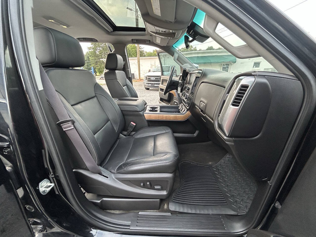 Used 2016 Chevrolet Silverado 3500 LTZ w/ Duramax Plus Package AWD/4WD image 22