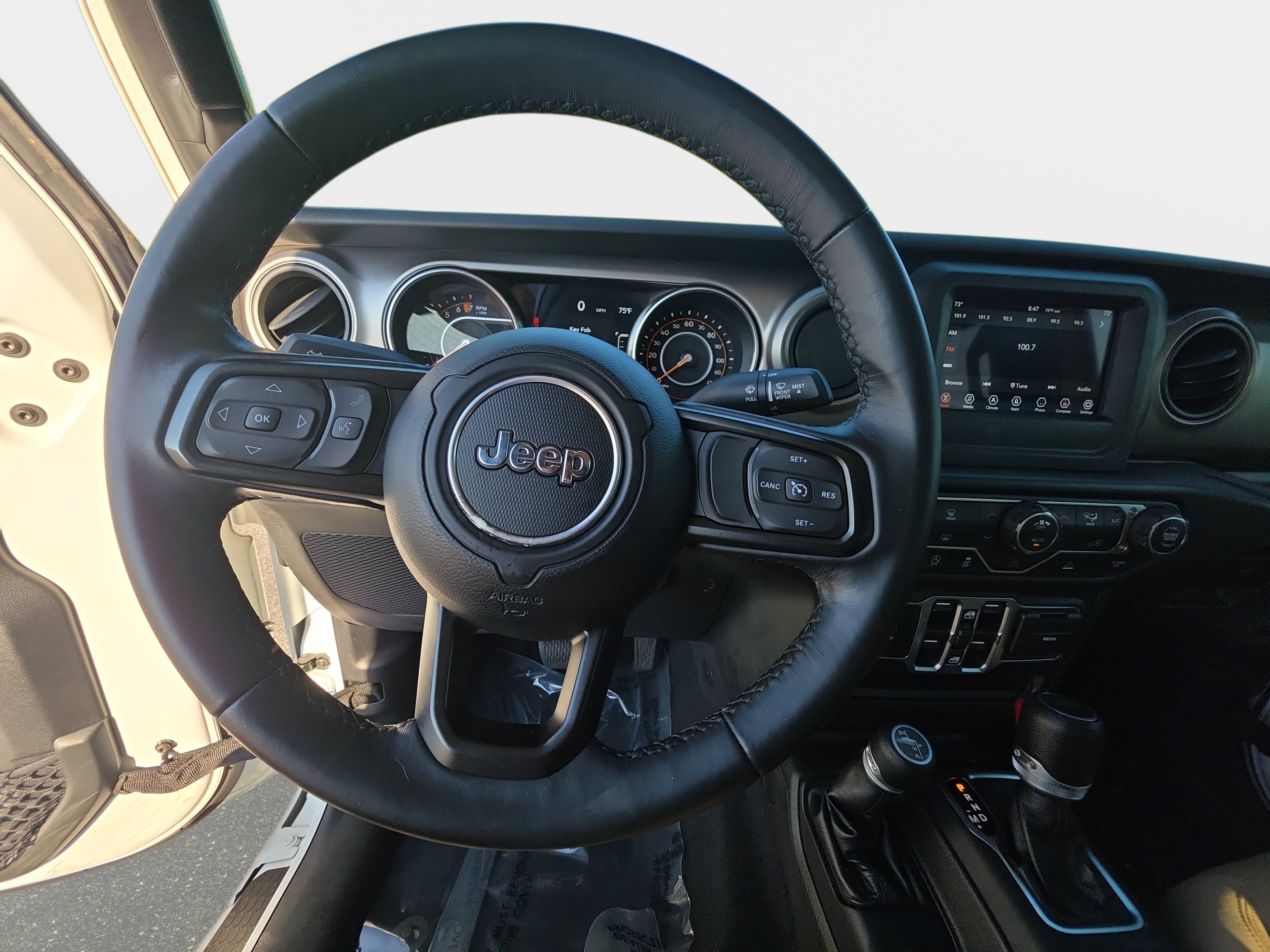 Used 2020 Jeep Gladiator Sport w/ Quick Order Package 24S AWD/4WD image 14