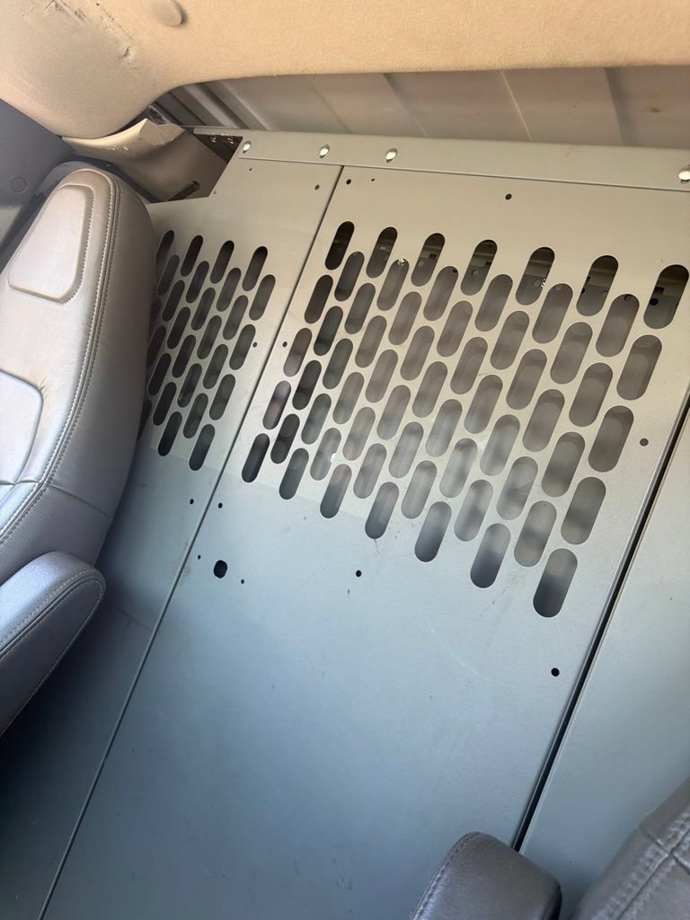 Used 2022 Chevrolet Express 2500 w/ Driver Convenience Package RWD image 28