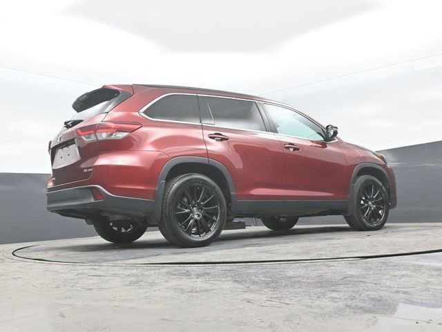 Used 2019 Toyota Highlander SE AWD/4WD image 24