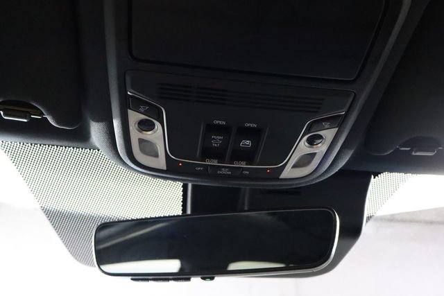 Used 2025 Honda Ridgeline Black Edition image 21