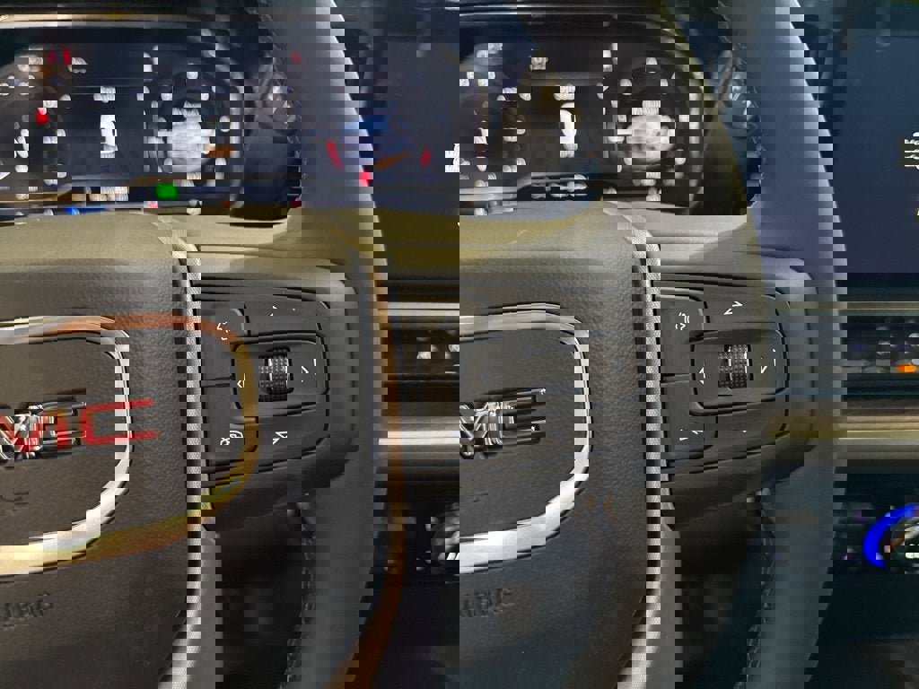 New 2025 GMC Sierra 1500 Elevation image 28