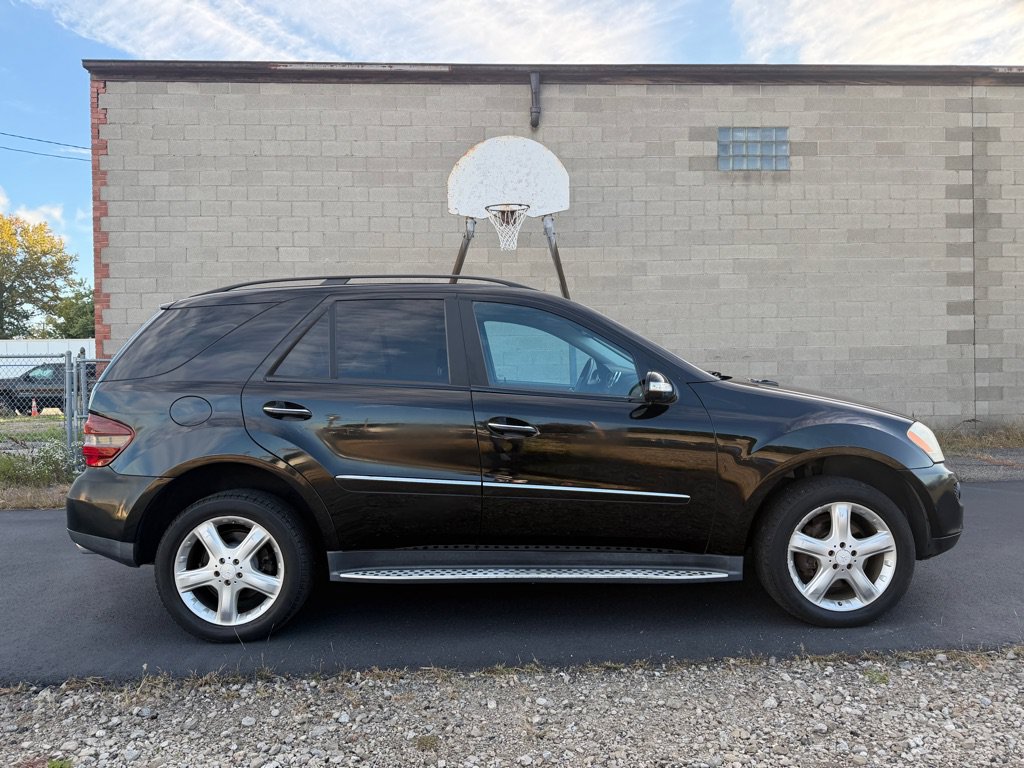 Used 2008 Mercedes-Benz ML 350 4MATIC image 2