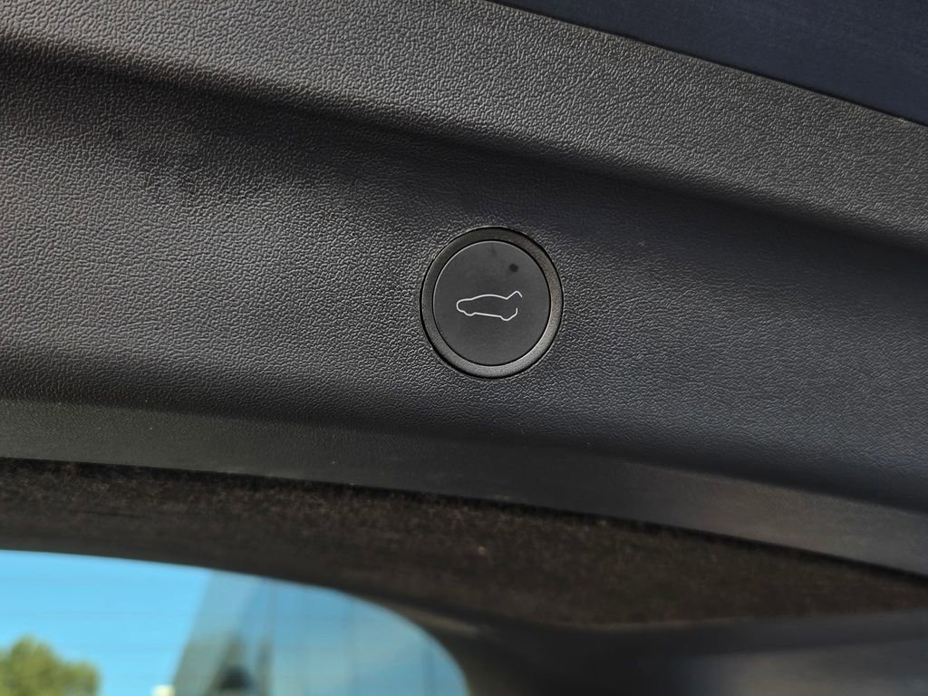 Used 2023 Tesla Model Y Long Range image 24