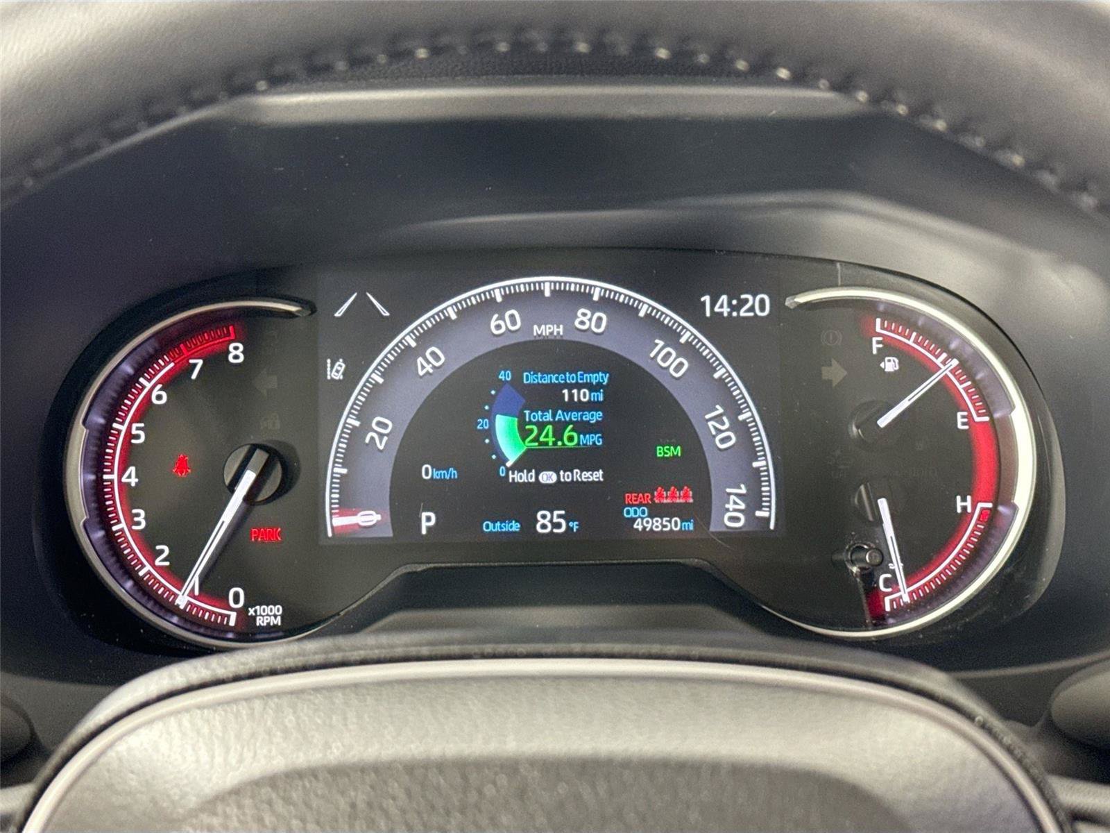 Used 2025 Toyota RAV4 XLE Premium AWD/4WD image 19