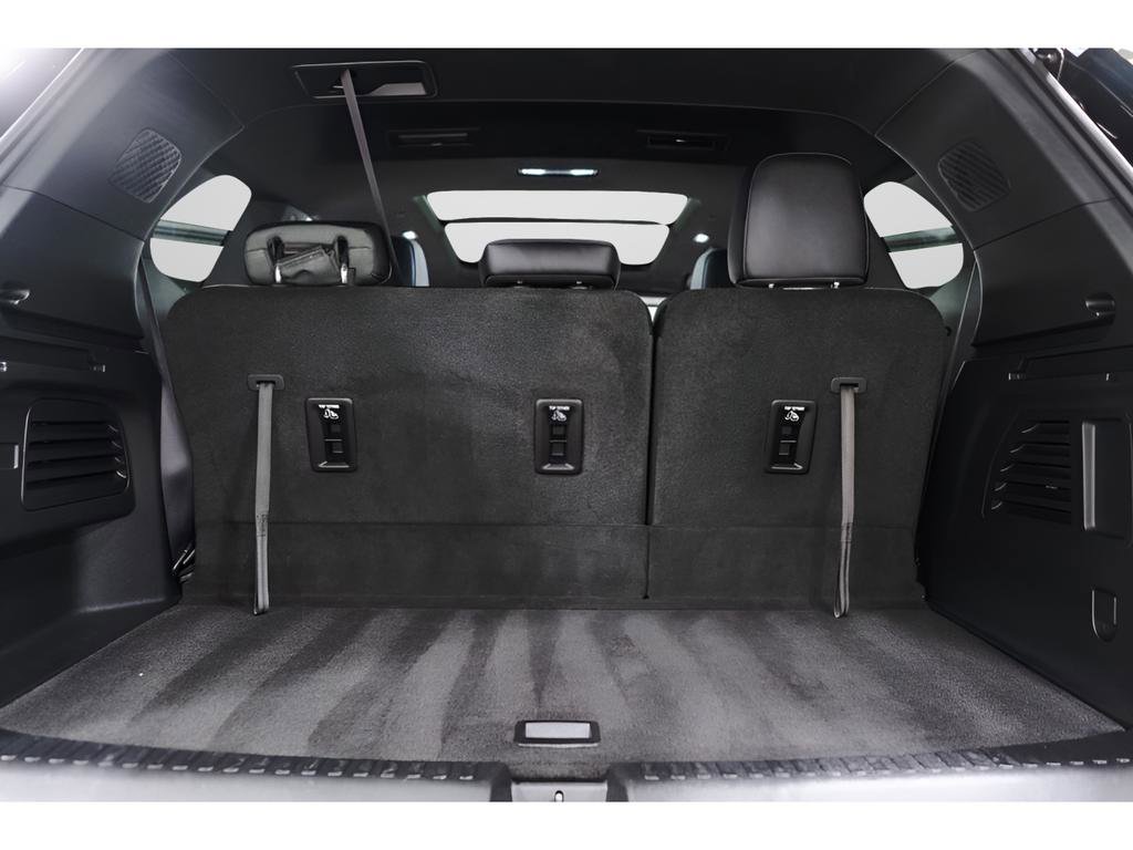 Used 2025 GMC Acadia AT4 w/ Luxury Package image 40