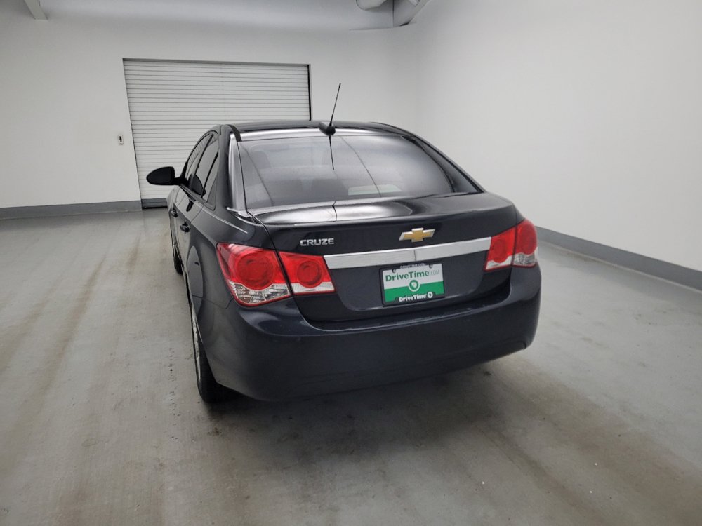 Used 2015 Chevrolet Cruze LS FWD image 6
