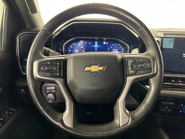 Used 2022 Chevrolet Silverado 1500 LT w/ Z71 Off-Road Package AWD/4WD image 15
