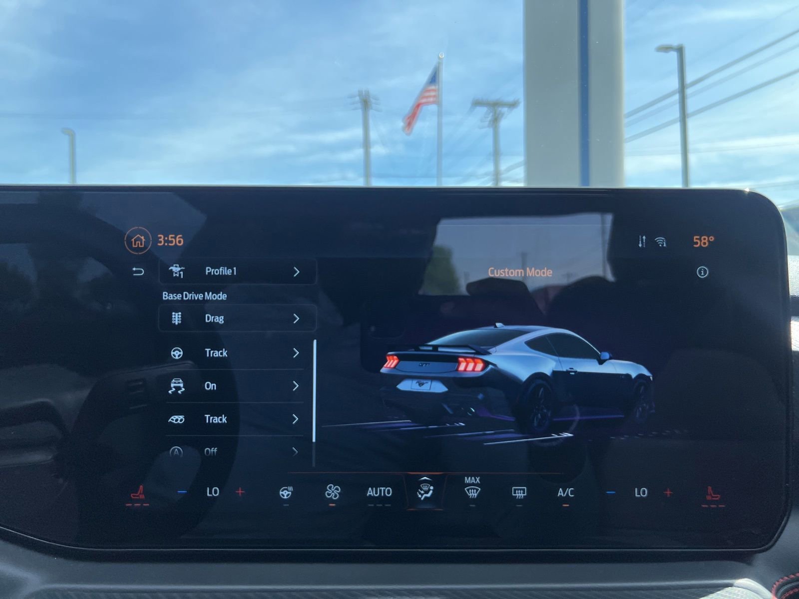 Used 2025 Ford Mustang GT Premium RWD image 40