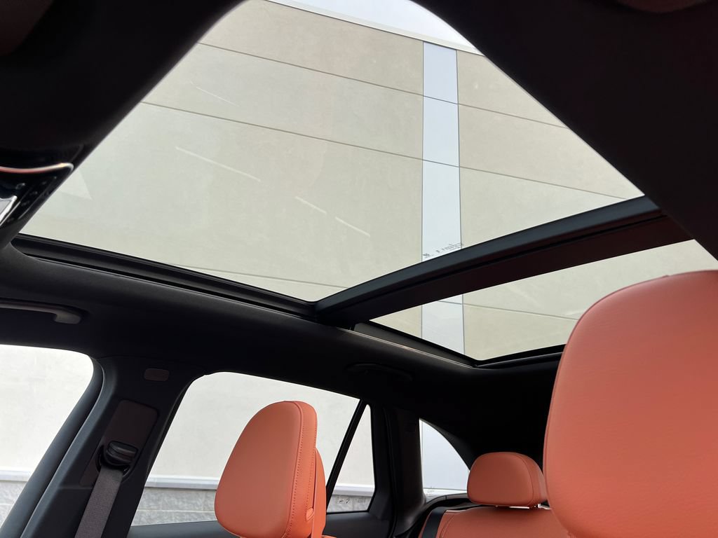 New 2026 Mercedes-Benz GLC 300 4MATIC image 22