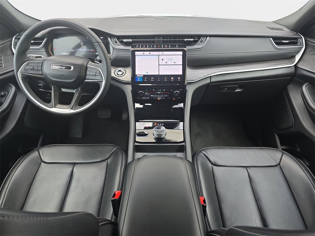 Used 2024 Jeep Grand Cherokee L Limited w/ Luxury Tech Group II image 10