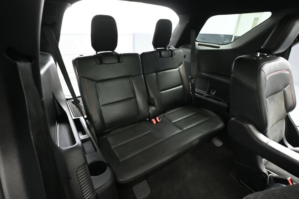 Used 2023 Ford Explorer ST-Line AWD/4WD image 48