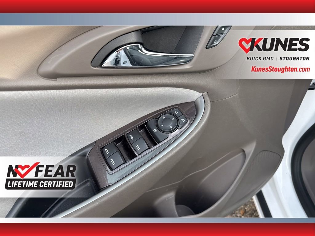 Used 2024 Chevrolet Malibu LT image 20