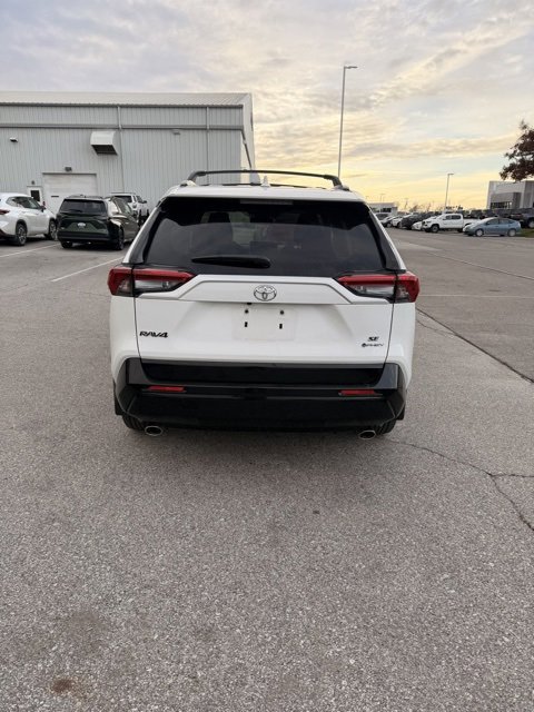 Certified 2025 Toyota RAV4 SE image 4
