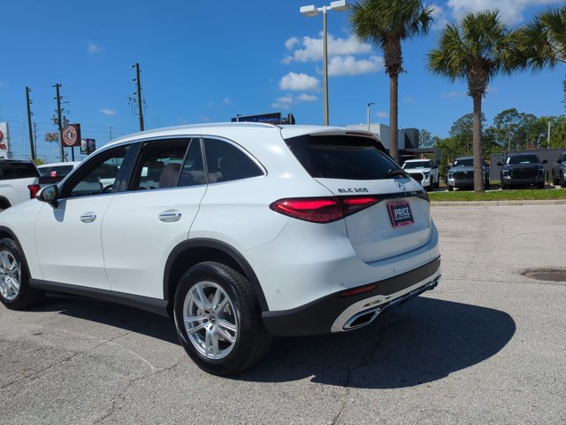 Used 2025 Mercedes-Benz GLC 300 image 8