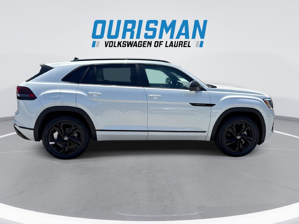 New 2026 Volkswagen Atlas Cross Sport SEL R-Line AWD/4WD image 9
