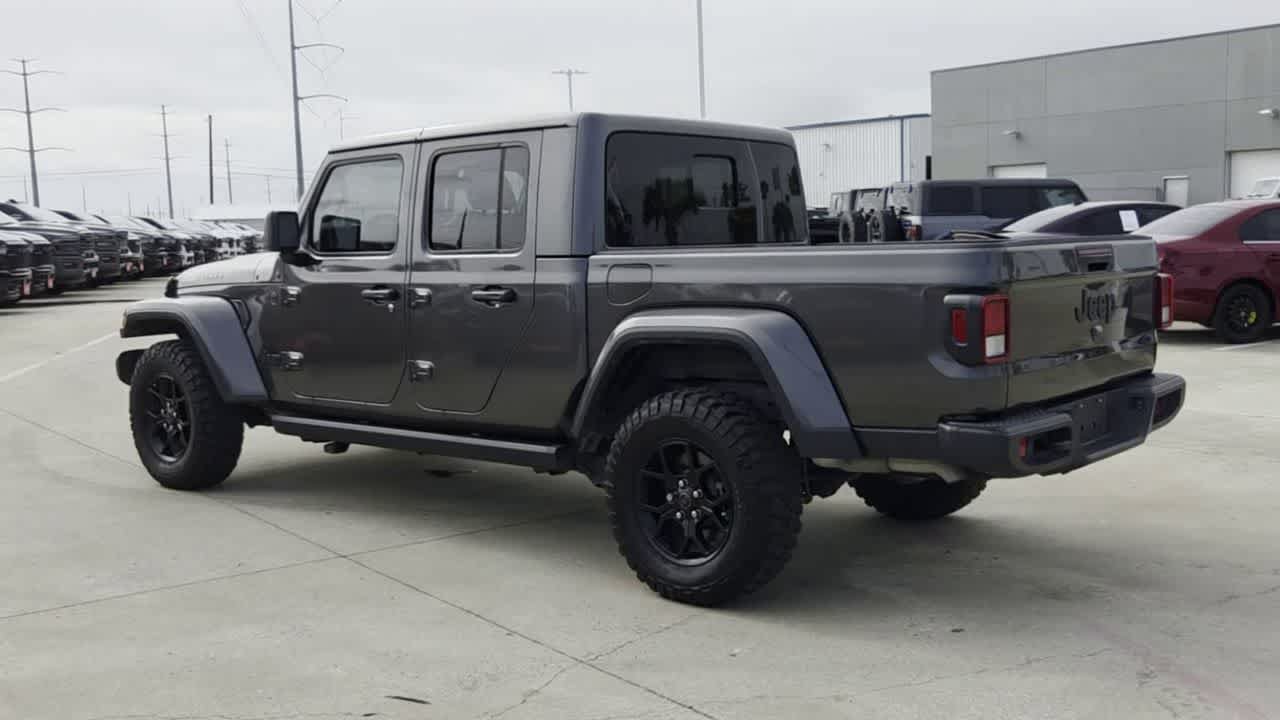 Used 2025 Jeep Gladiator Sport AWD/4WD image 6