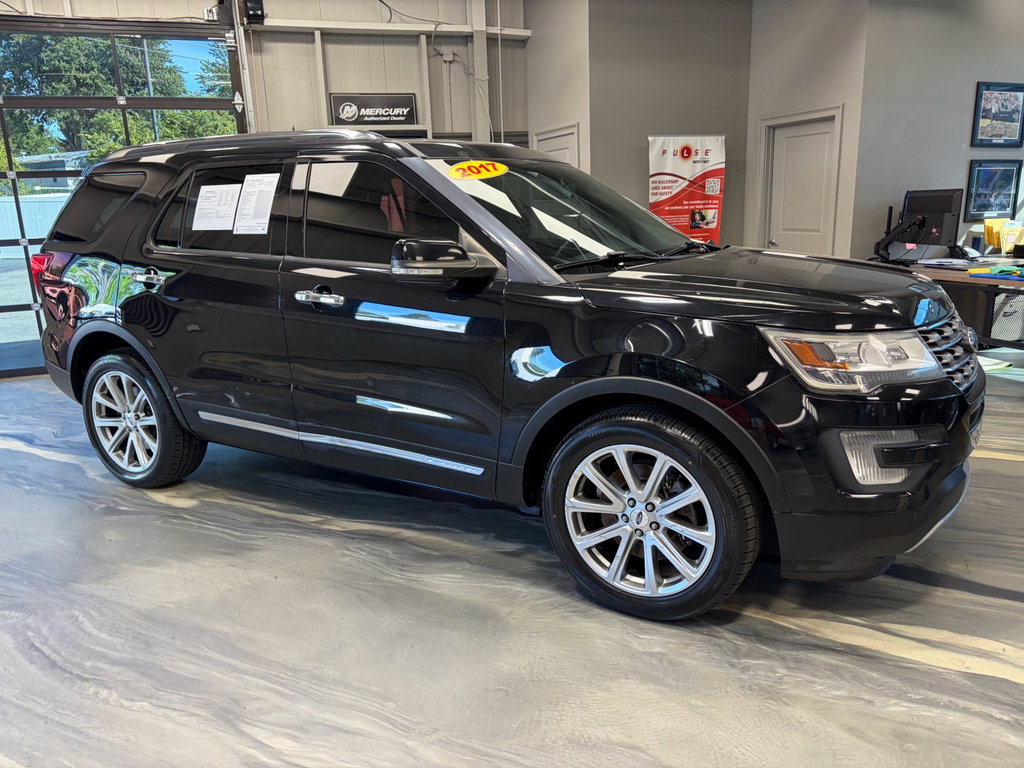 Used 2017 Ford Explorer Limited AWD/4WD image 30