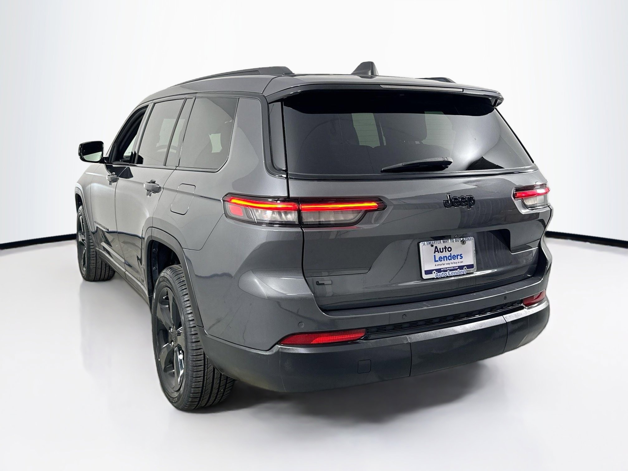 Used 2022 Jeep Grand Cherokee L Altitude image 7