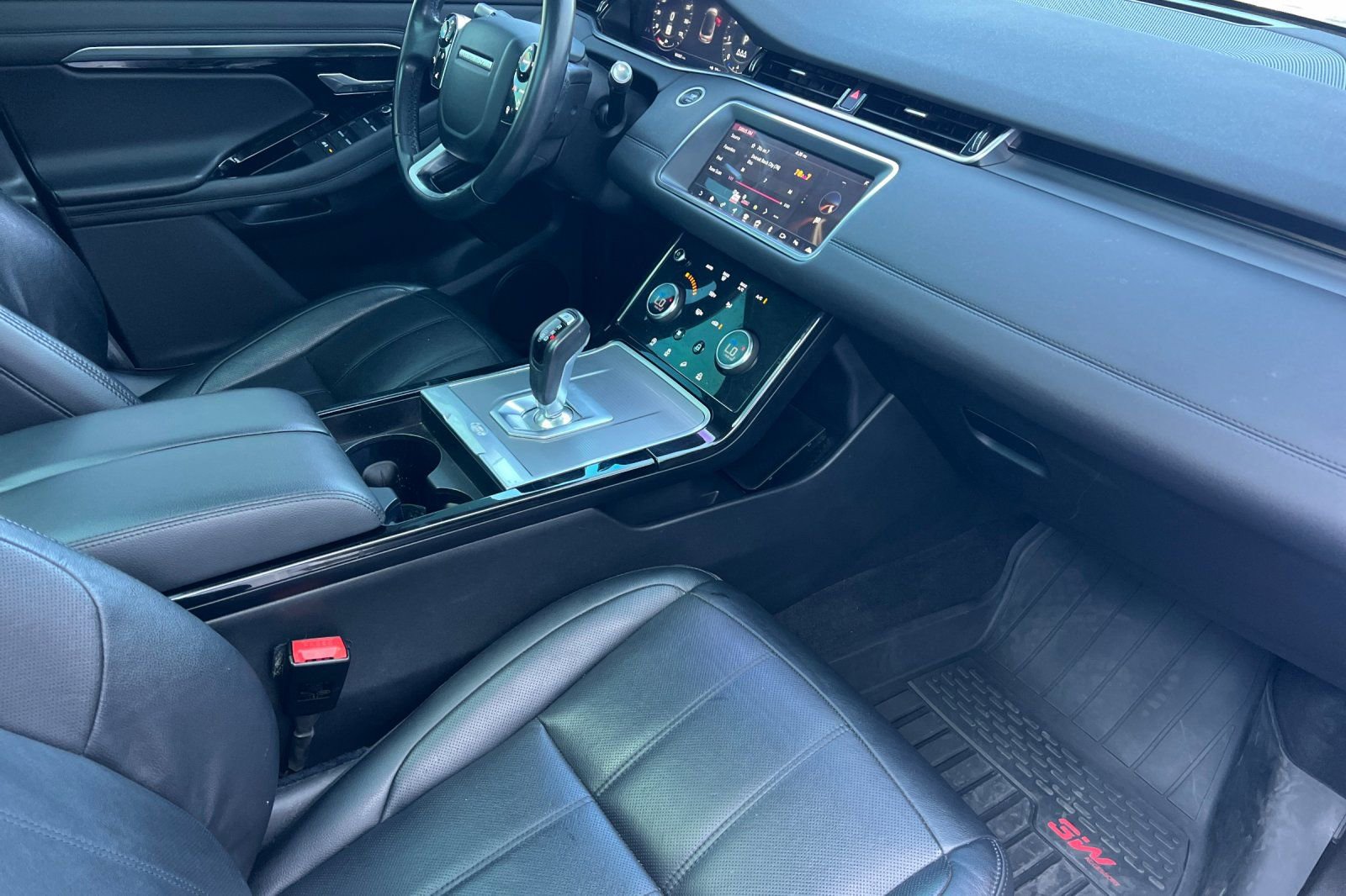 Used 2020 Land Rover Range Rover Evoque S AWD/4WD image 16