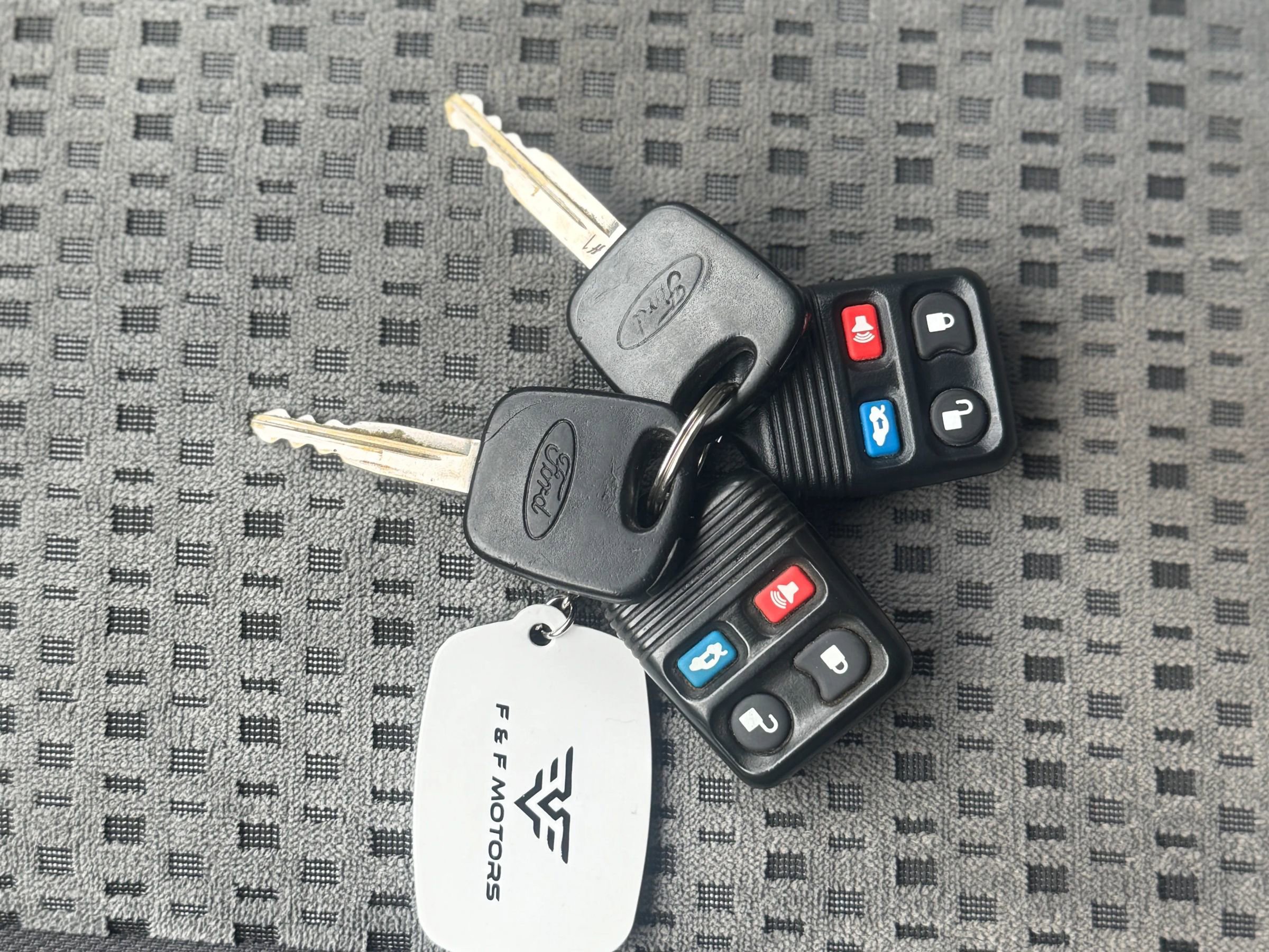 Used 2005 Ford Focus SE image 22