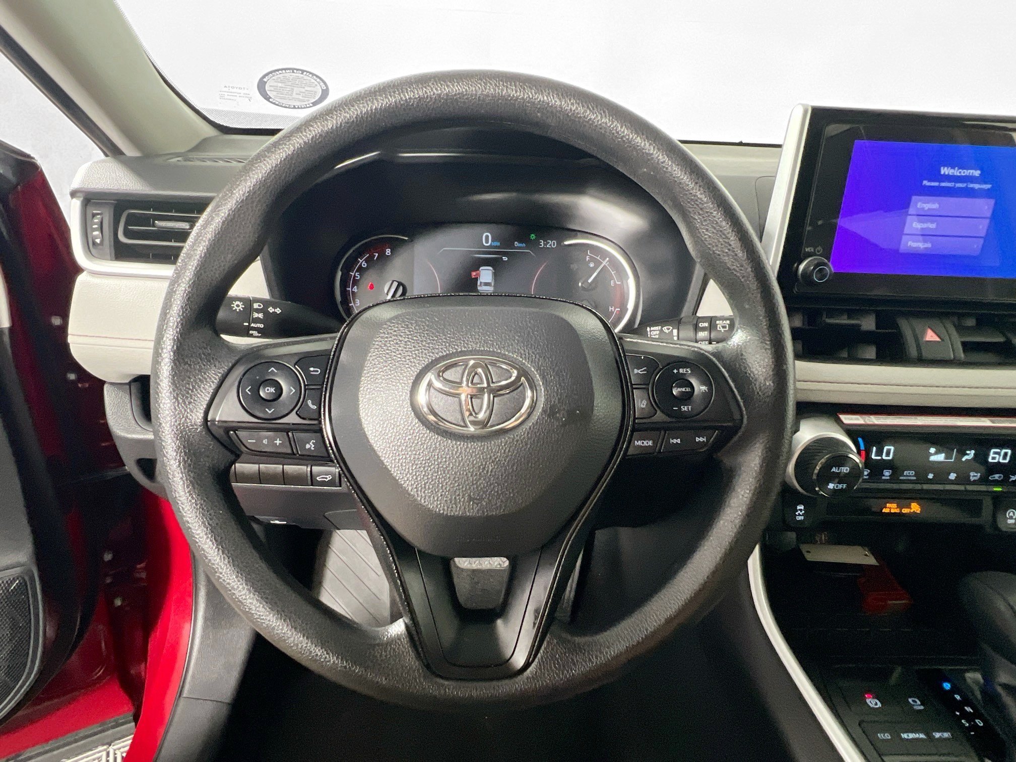 Used 2025 Toyota RAV4 XLE w/ Convenience Package FWD image 17