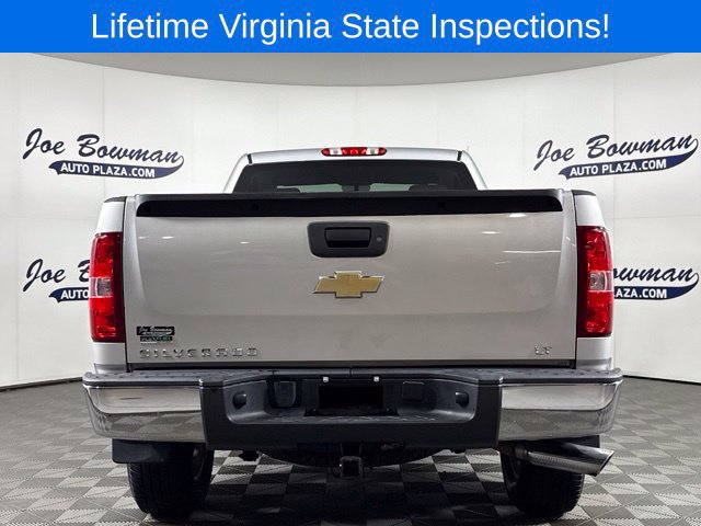 Used 2011 Chevrolet Silverado 1500 LT w/ Interior Plus Package AWD/4WD image 8