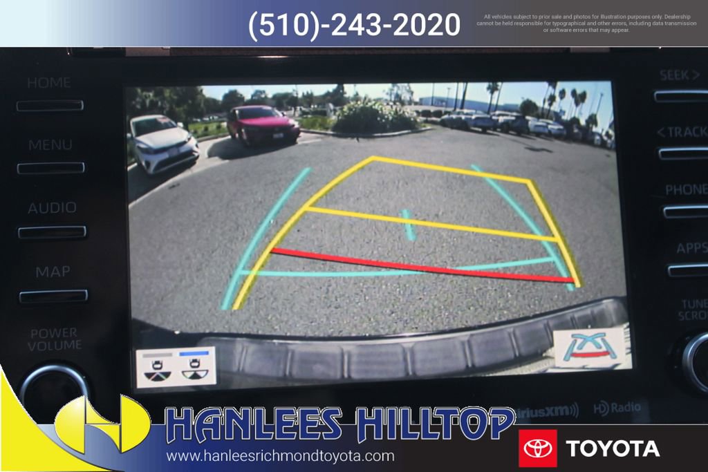 Used 2018 Toyota Sienna Limited w/ Carpet Mat Package image 31