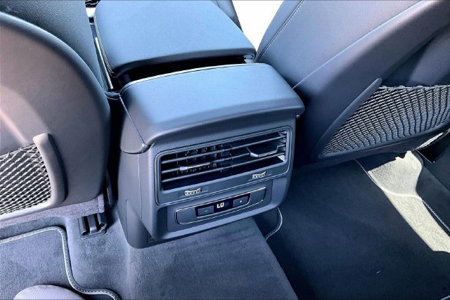 New 2026 Audi Q7 2.0T Premium AWD/4WD image 25