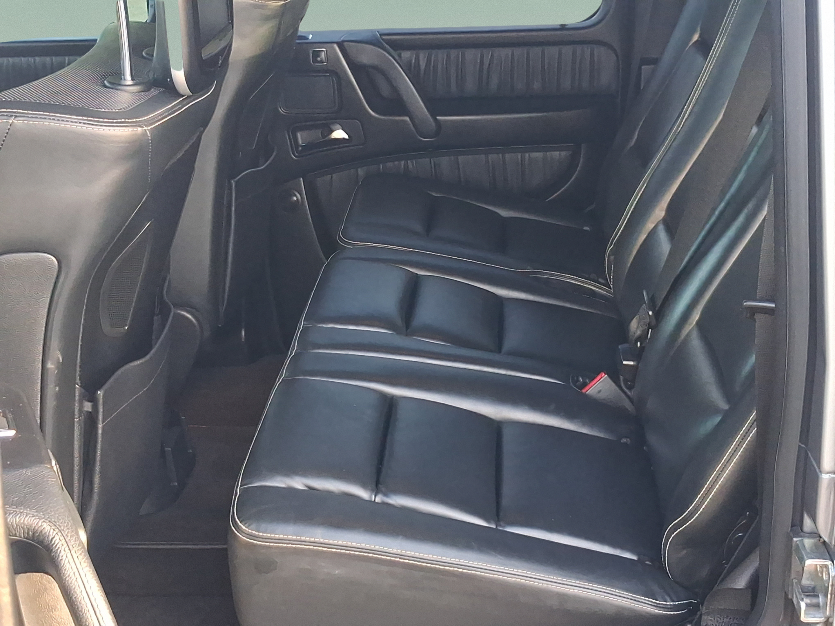 Used 2015 Mercedes-Benz G 63 AMG 4MATIC image 12