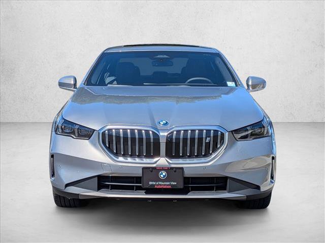 New 2027 BMW i5 M60 w/ Premium Package RWD image 5