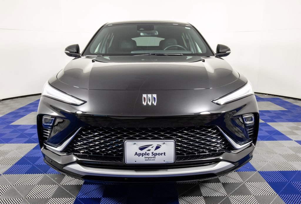 Used 2024 Buick Envista Avenir image 2