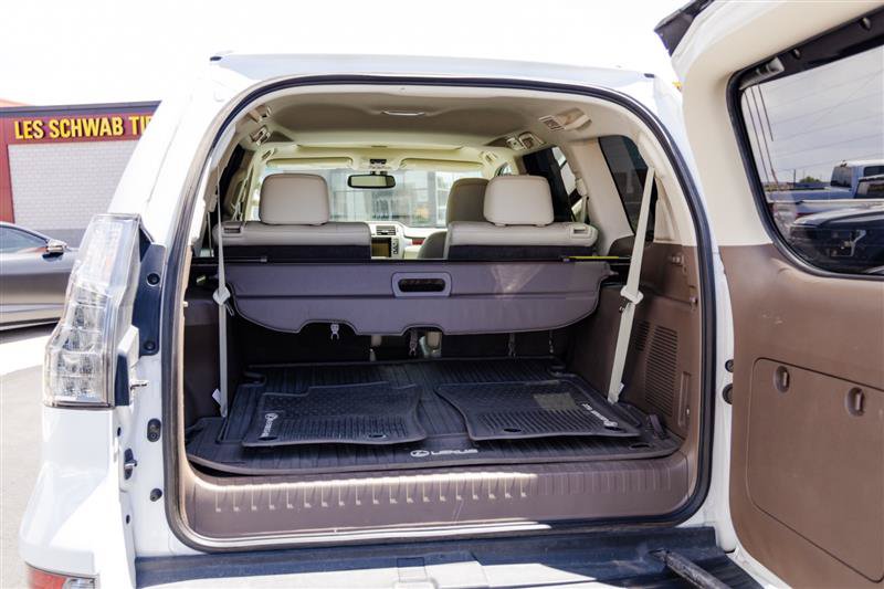 Used 2017 Lexus GX 460 Luxury AWD/4WD image 7