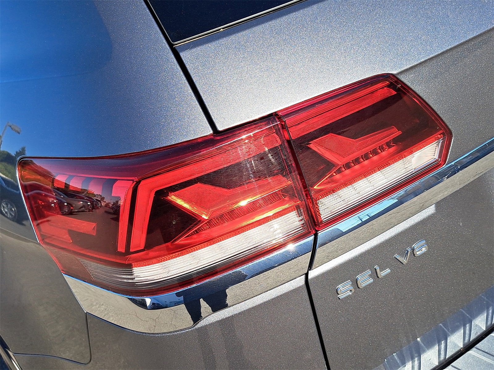 Used 2022 Volkswagen Atlas SEL image 42