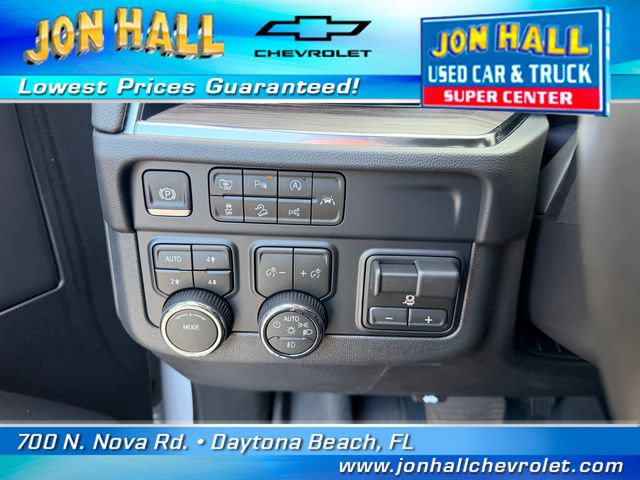 Used 2026 Chevrolet Suburban Premier w/ Sun And Tow Package AWD/4WD image 24
