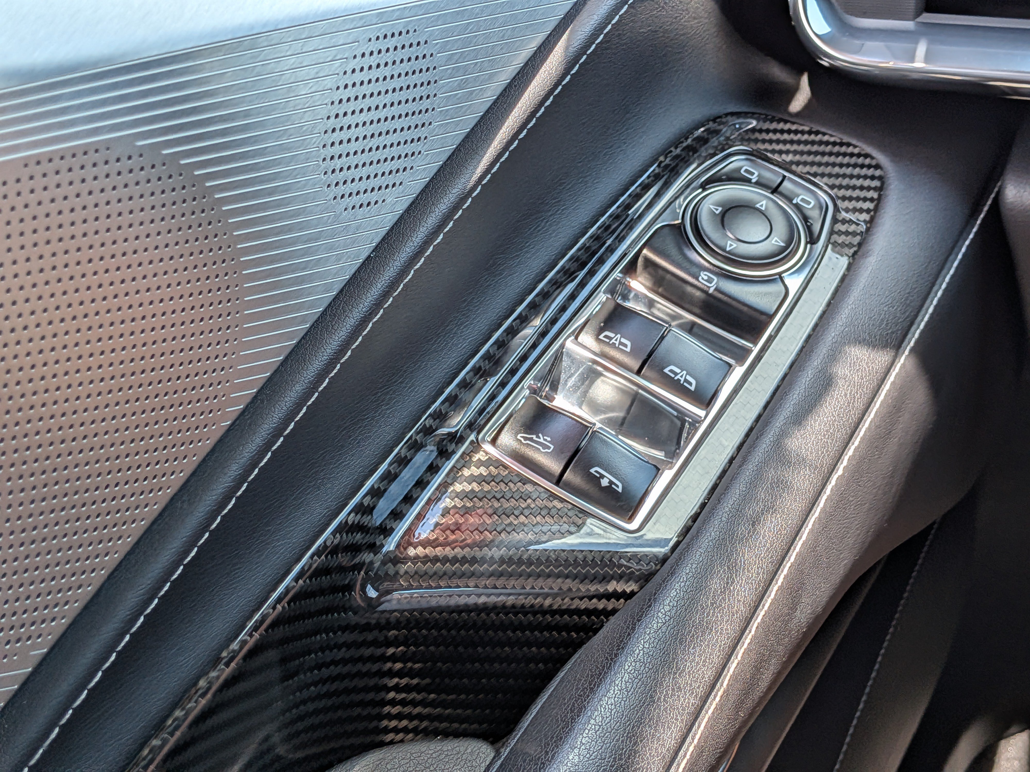 Used 2020 Chevrolet Corvette Stingray Preferred Conv w/ 2LT Preferred Equipment Group RWD image 20