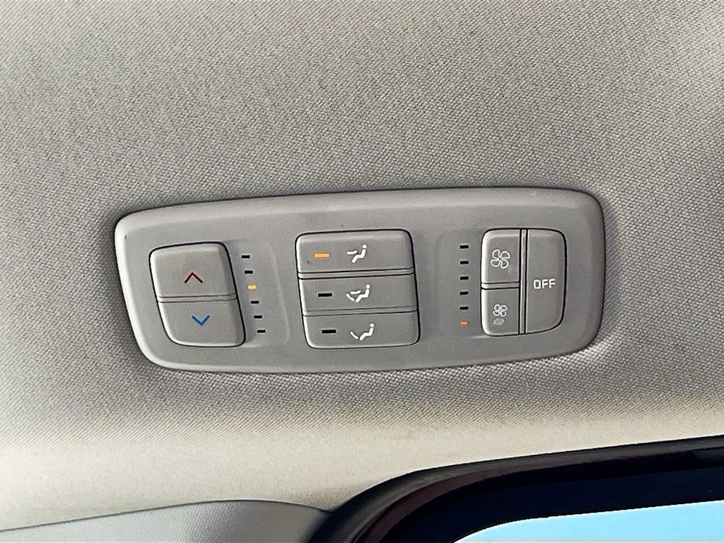 Certified 2024 Kia Carnival LX image 23