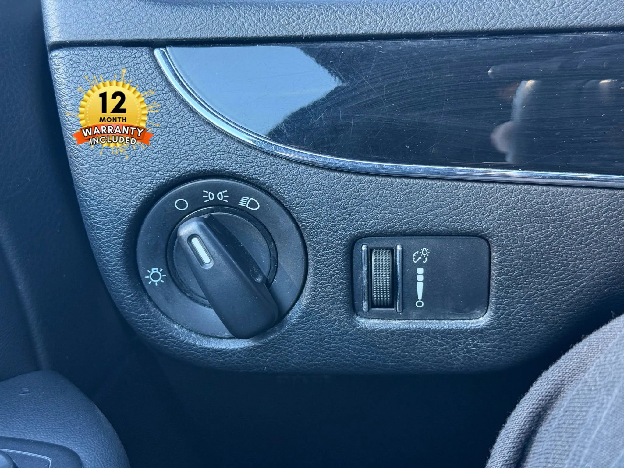 Used 2017 Dodge Grand Caravan SE image 28