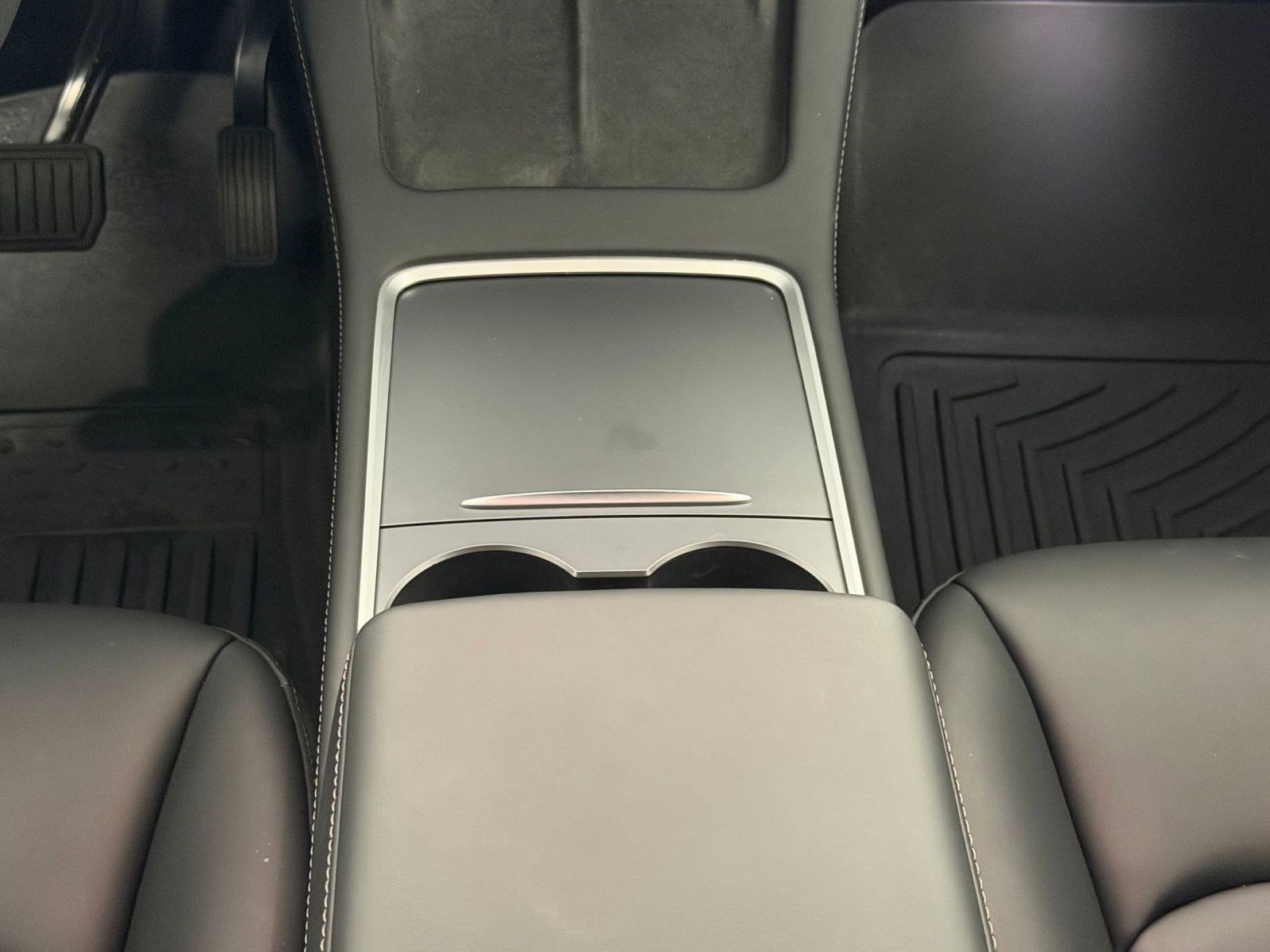 Used 2023 Tesla Model Y Long Range image 23