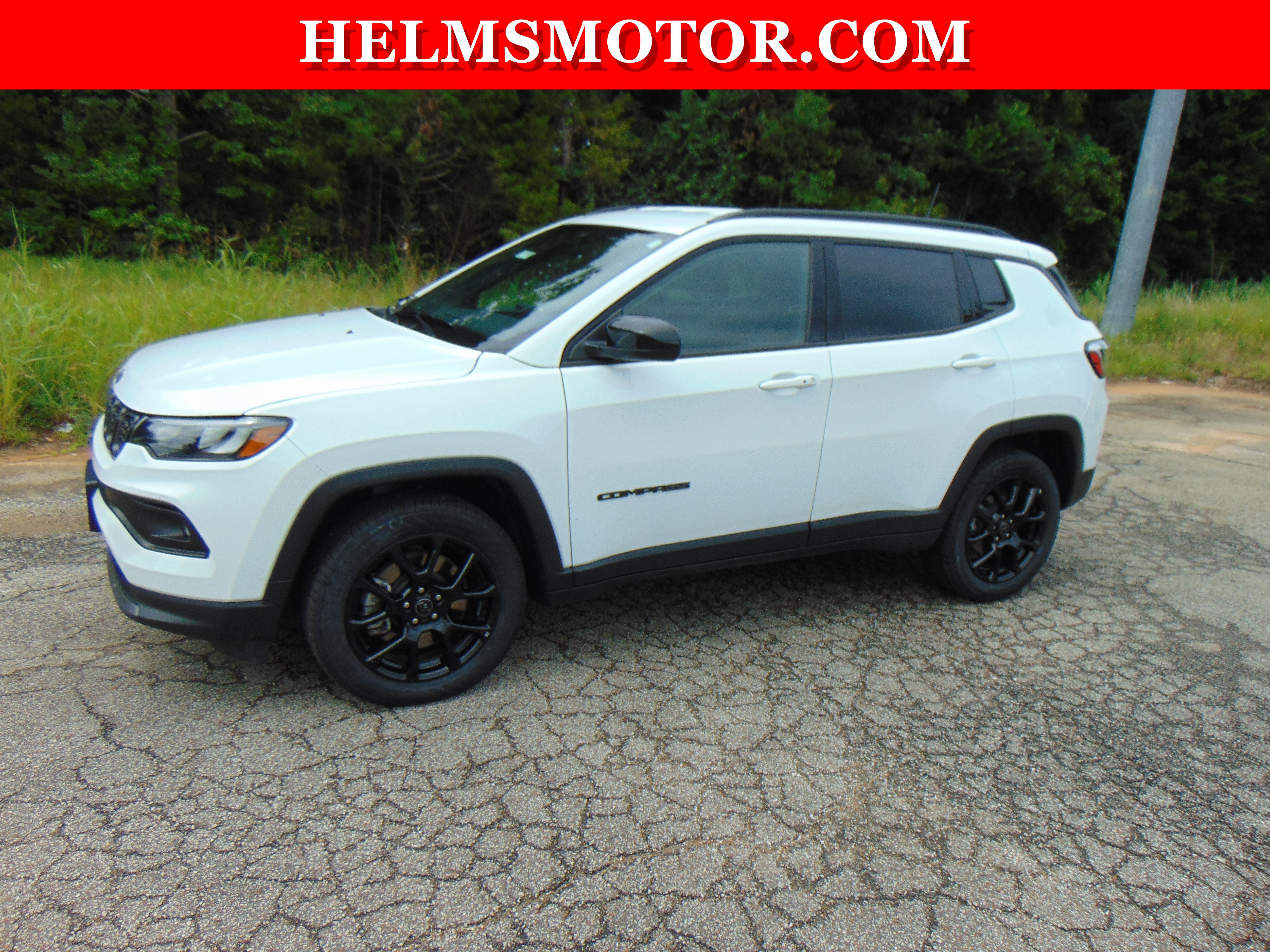 Certified 2025 Jeep Compass Latitude w/ Altitude Special Edition AWD/4WD image 7