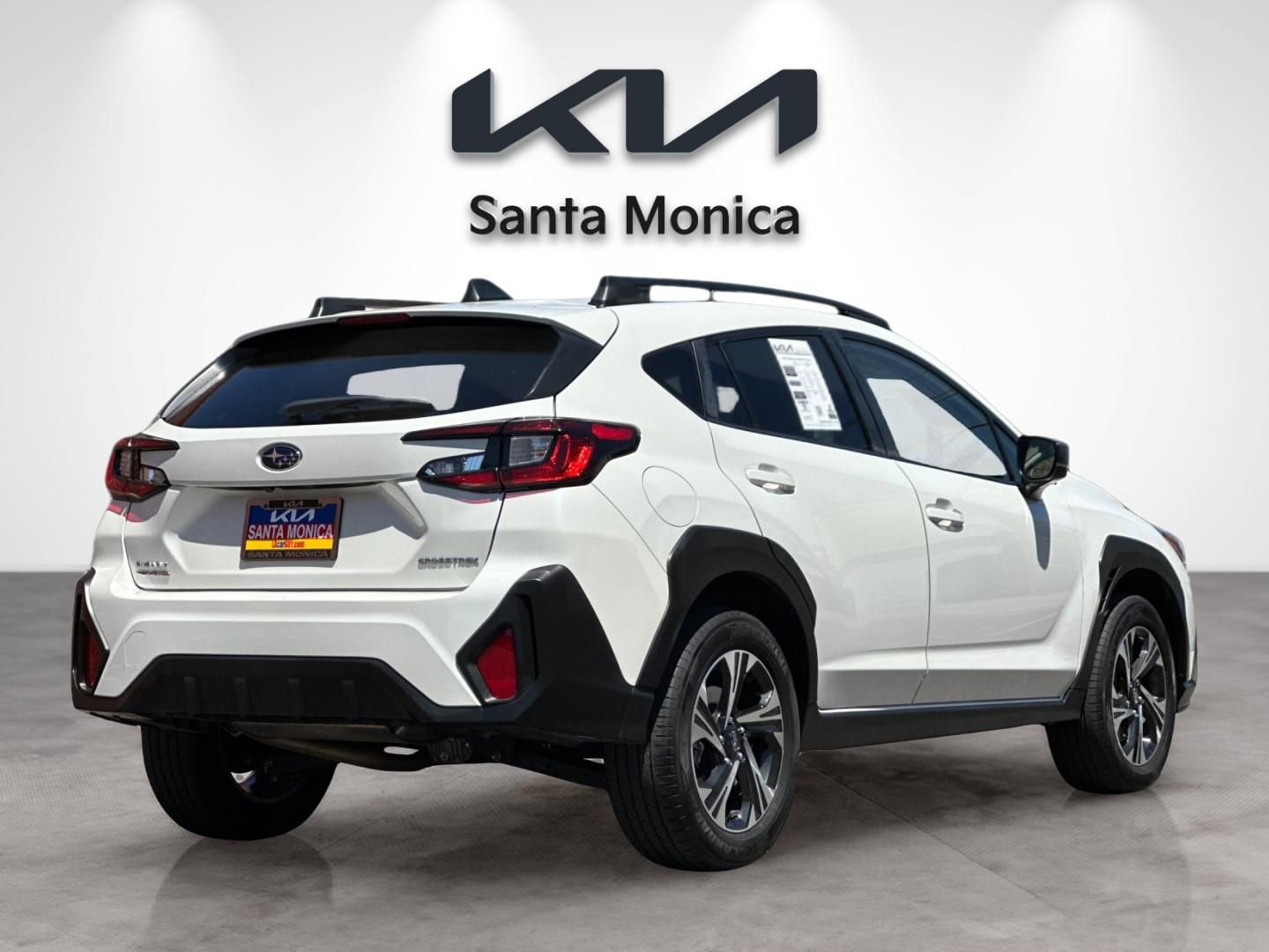Used 2024 Subaru Crosstrek 2.0i Premium AWD/4WD image 6