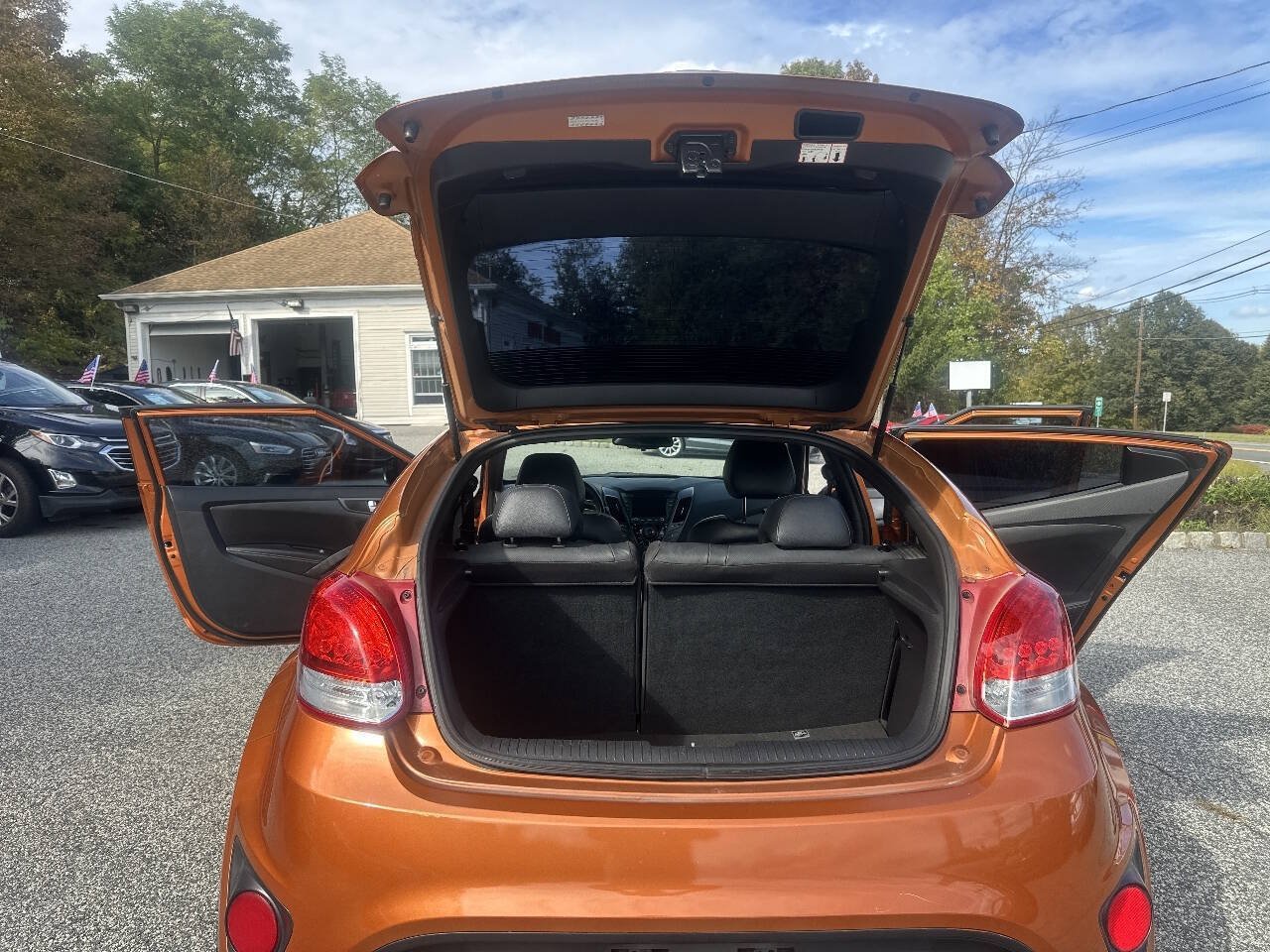 Used 2016 Hyundai Veloster Turbo FWD image 13