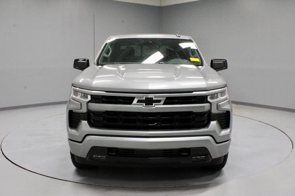 Used 2026 Chevrolet Silverado 1500 RST AWD/4WD image 5