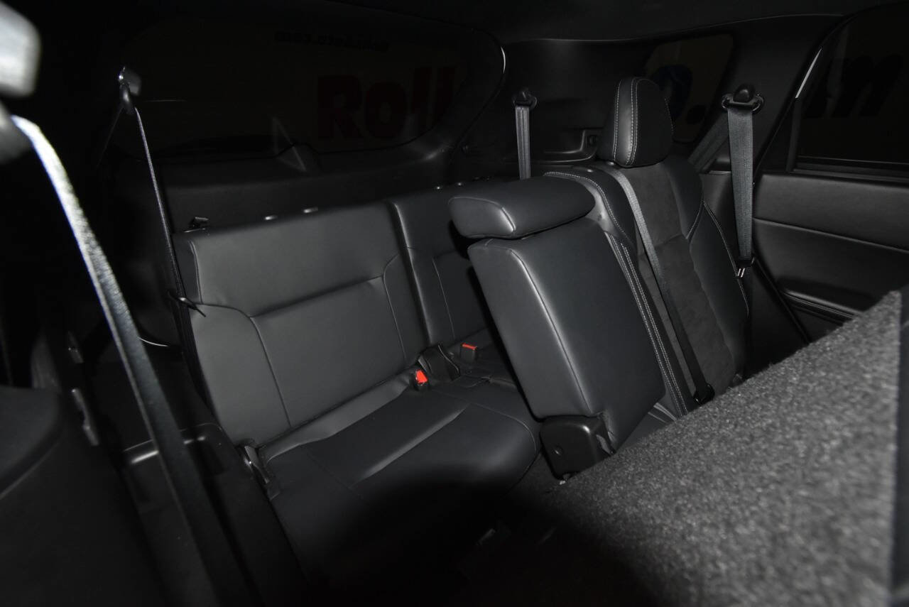 Used 2023 Mitsubishi Outlander SE Black Edition image 14