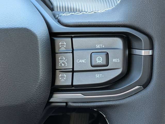 New 2026 Jeep Cherokee Laredo AWD/4WD image 17