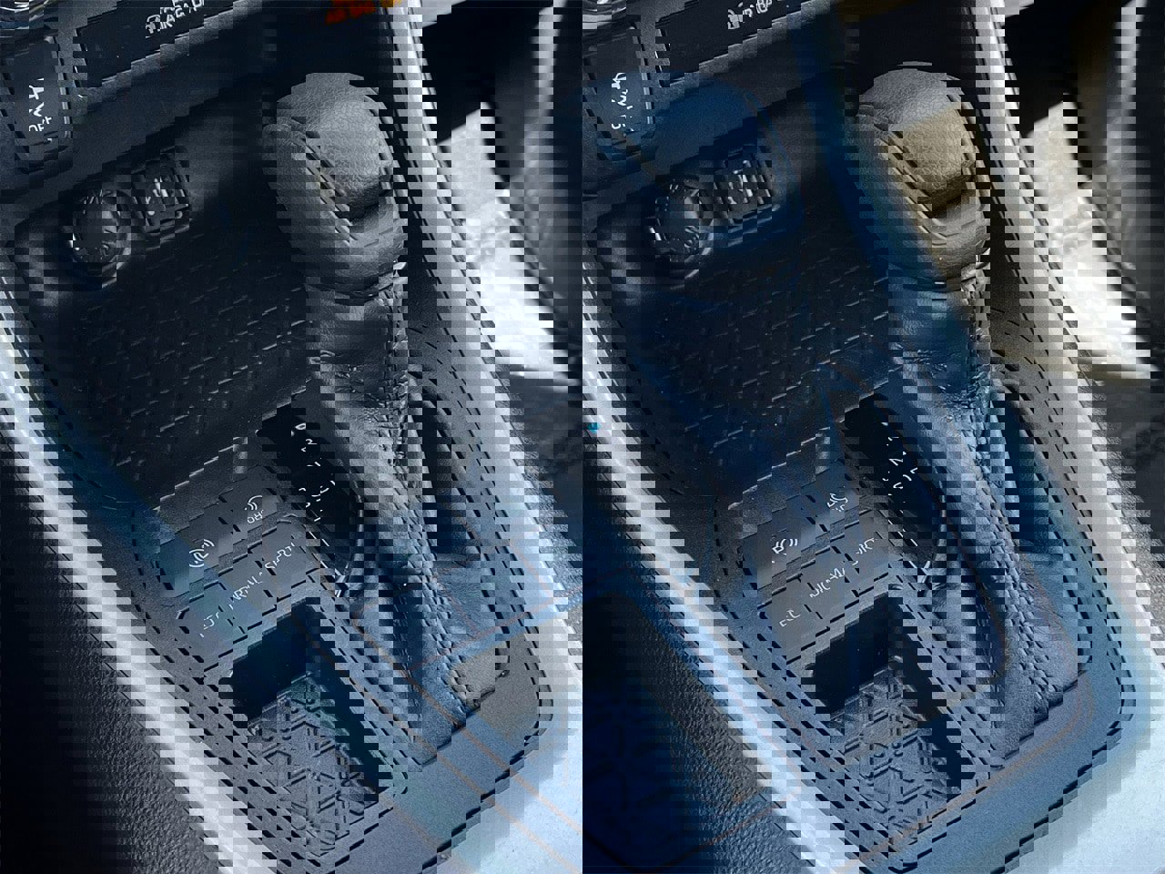 Used 2024 Toyota RAV4 XLE image 17